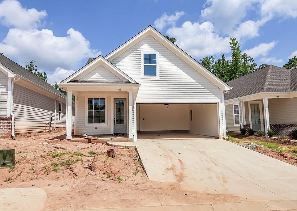 1st image of 903 Georgia Oak Cv
