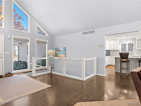 4th image of 1243 Cayman Dr