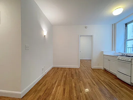 Rented by Compass | media 2