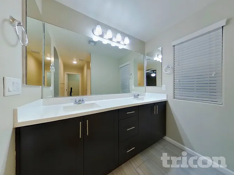 12573 W Via Dona Rd — Photo 10
