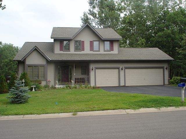 2625 Goodview Ave. N., Oakdale