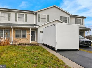 2965 Robin Rd, York, PA 17404