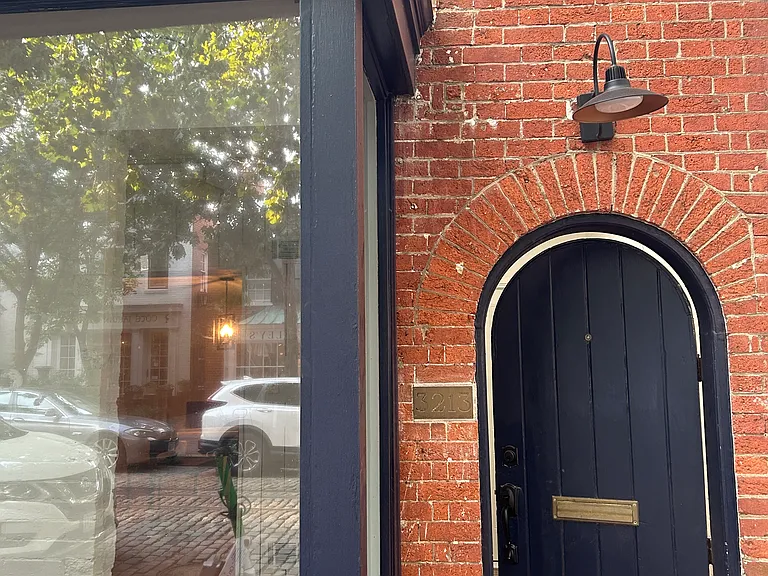3213 O St NW #1 — Photo 2