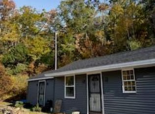 12 Main St, Springvale, ME 04083