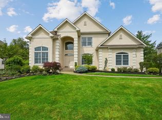 4 Dressage Ct, Cherry Hill, NJ 08003
