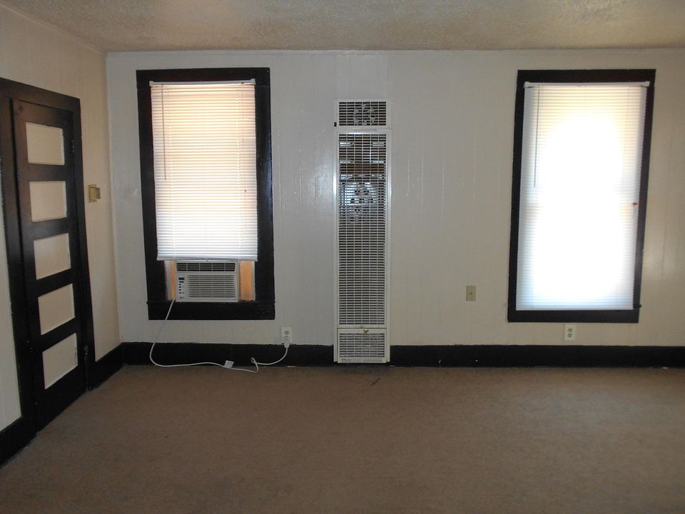 2nd image of 2217 24th St APT D