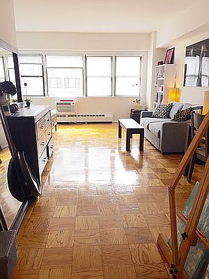 4th image of 477 W 57th St #5H