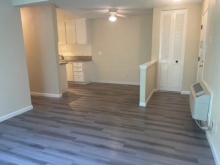 1243 Morse Ave #15 — Photo 3