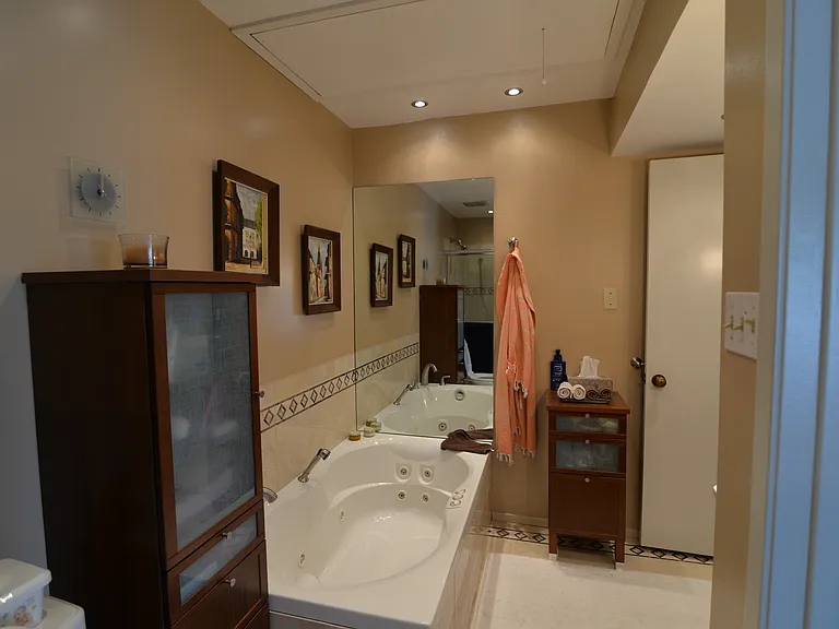 2025 Augusta Dr #806 — Photo 7