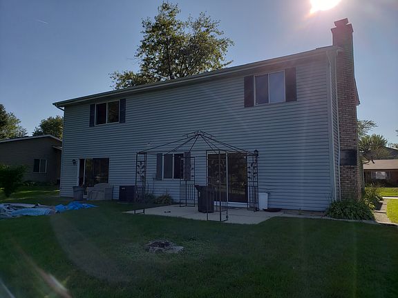 2nd image of 6709 Foxtree Ave