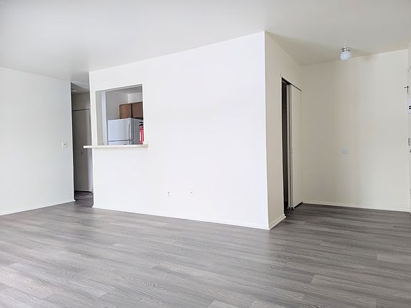 2nd image of 20 Delar Pkwy APT 316