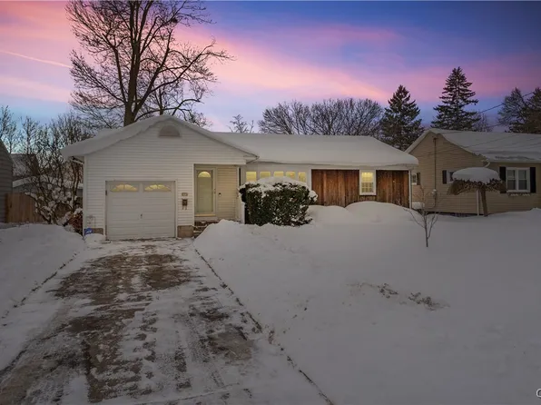 121 Englert Ave, Syracuse, NY 13208