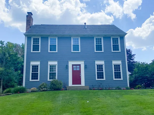 6562 Scarborough Dr SE, Ada, MI 49301