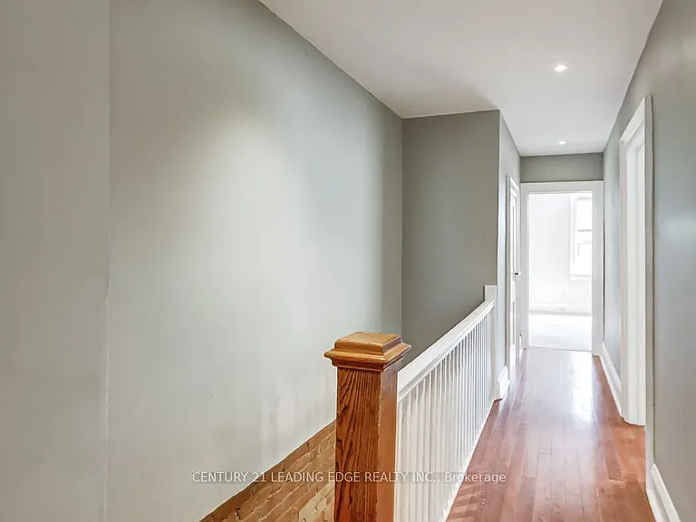 26 Grandville Ave — Photo 15