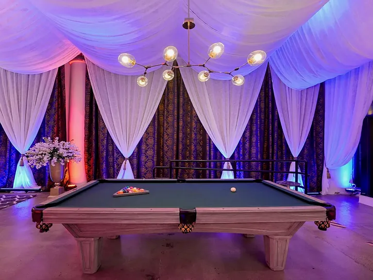 Pool table