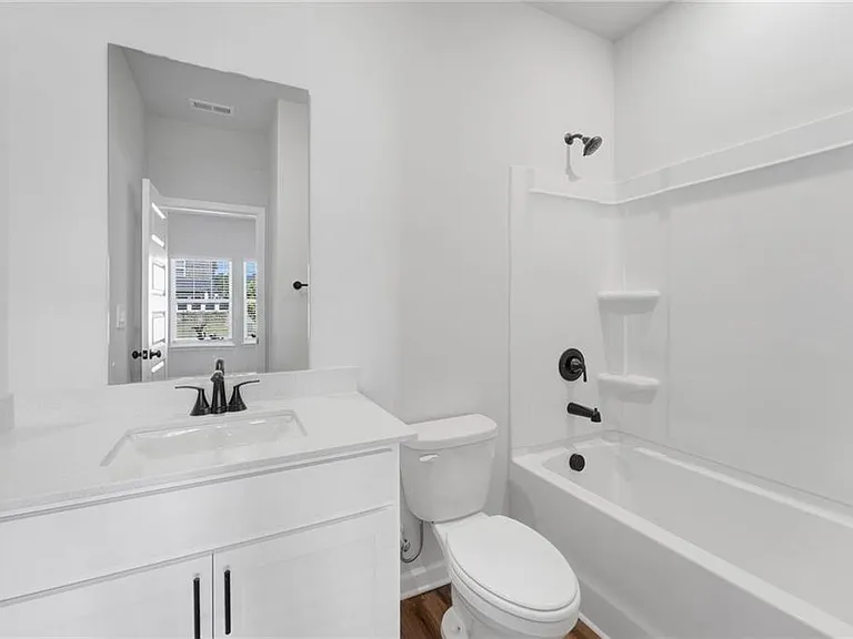2929 Sweet Red Cir — Photo 14