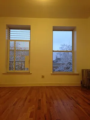 Rented by Lang Realty LLC | media 35