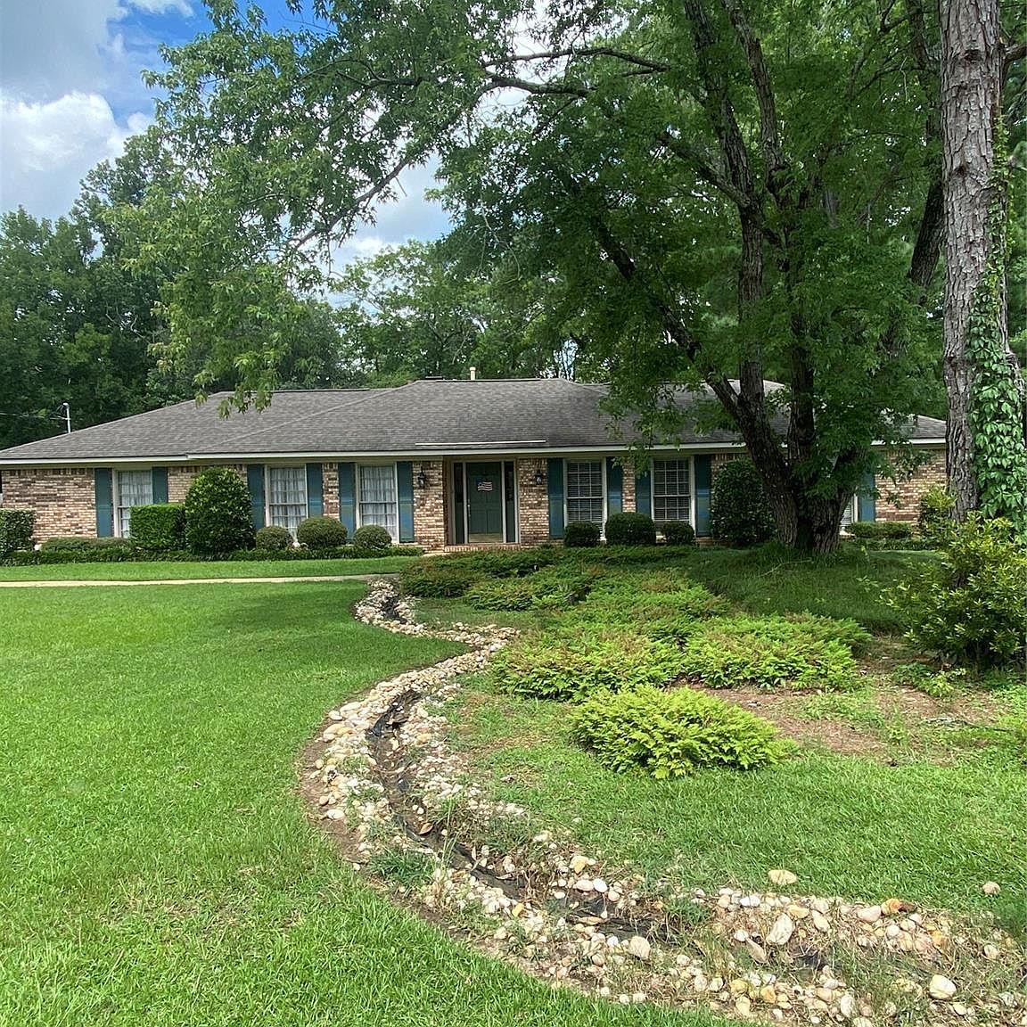 305 Drayton Dr, Valley Grande, AL 36701 Zillow