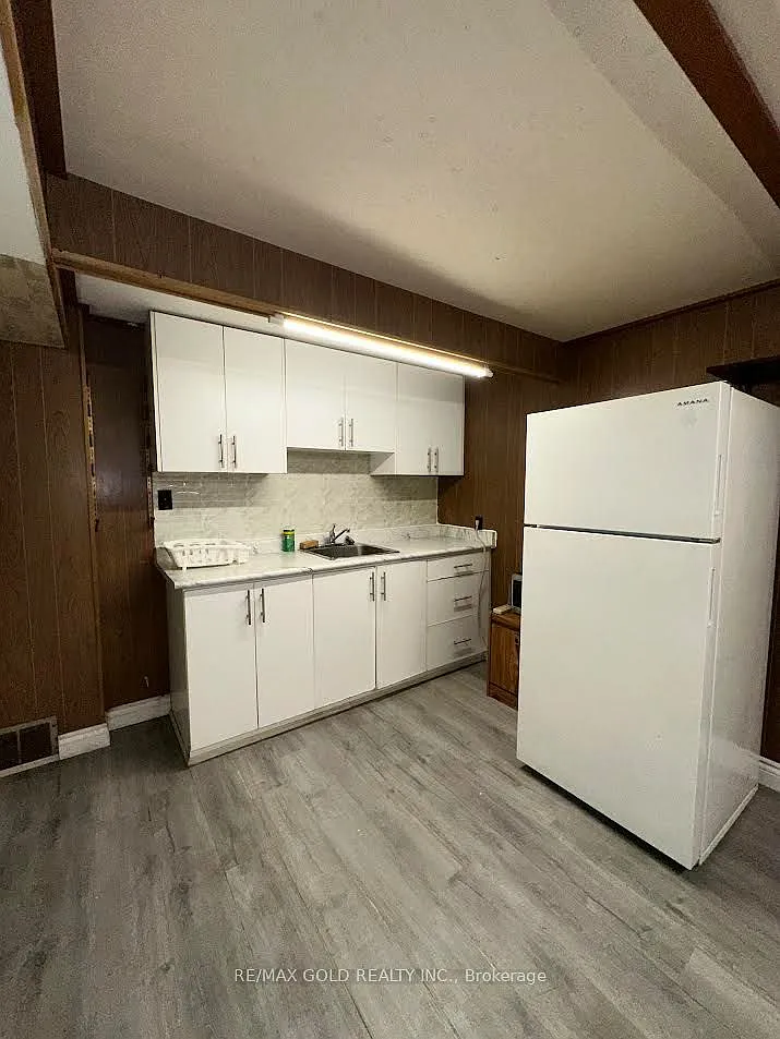 5 bed, $1,550 — Photo 4