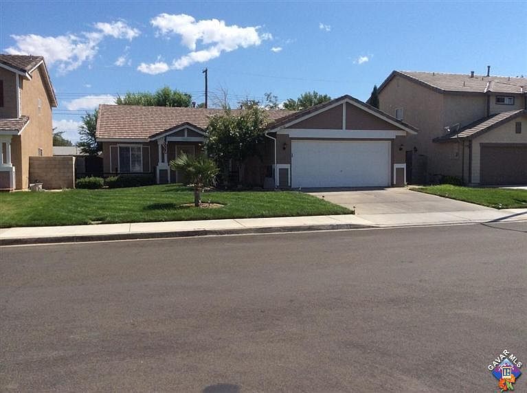 1st image of 1554 Holguin St