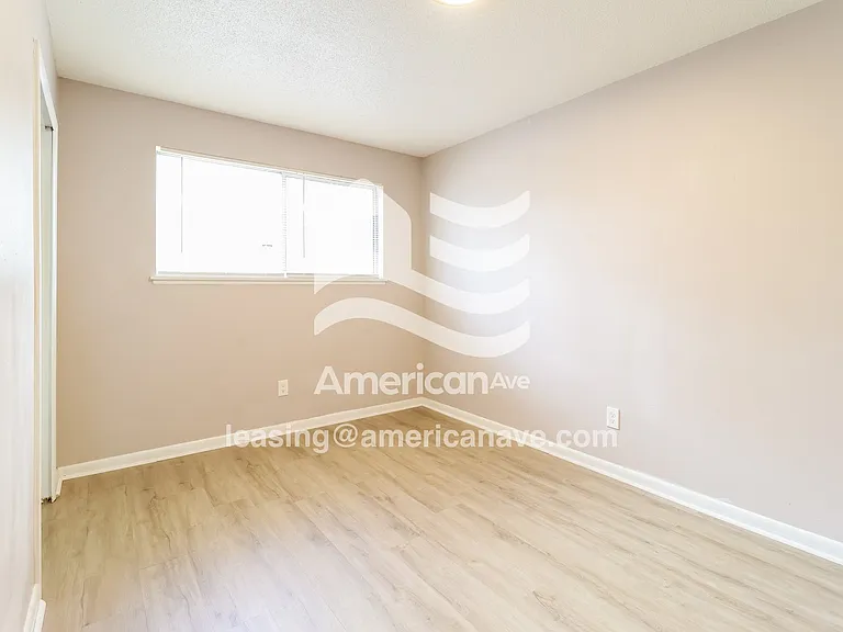 742411_012_wm_-_bedroom_13620244.jpg