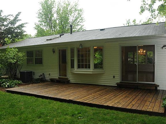 Rear View/Deck