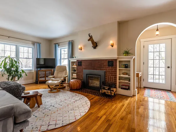 2 Pond Road, Rockingham, VT 05101