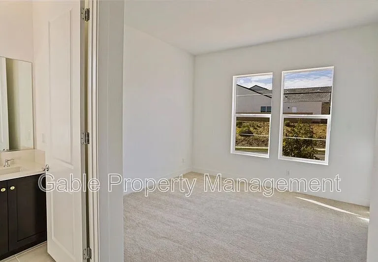 30000 N Camino Los Robles — Photo 20