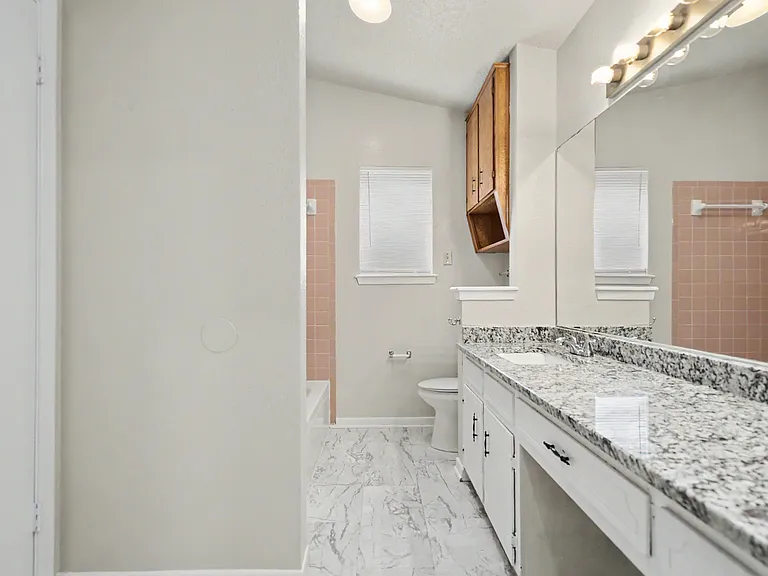 4716 Glass Mountain Dr — Photo 16