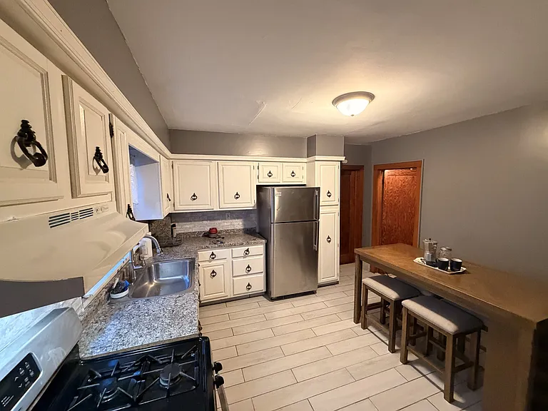 218 W Ridge St #2 — Photo 9