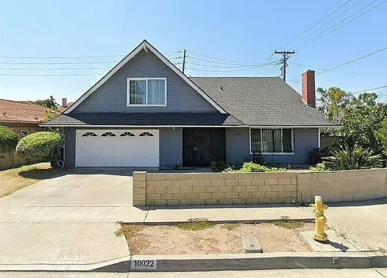 10022 Premier Ave — Photo 1