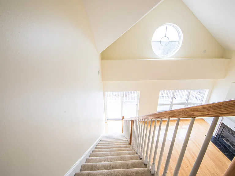 Grandview Apartments — Photo 5