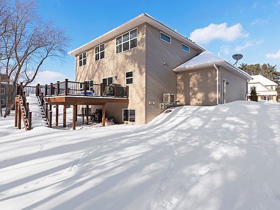 4th image of 878 Pinetree Ct