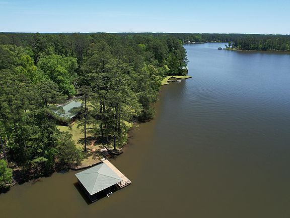 5th image of 122 Bagley Ln