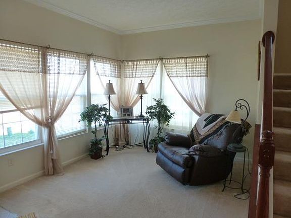 2nd image of 4811 Red Bird Ct