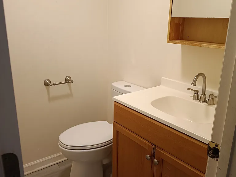 491 W Outer Dr — Photo 6