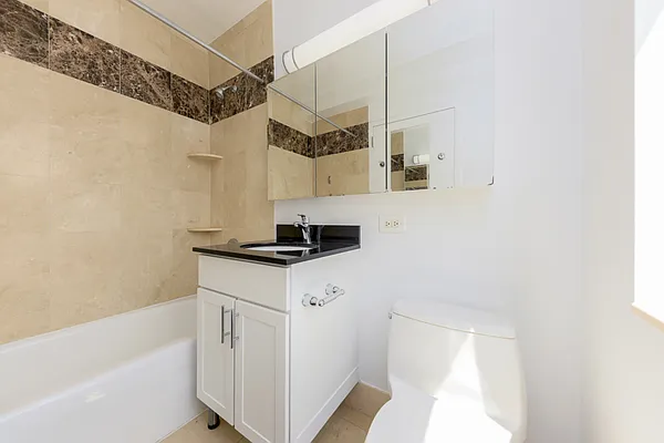 Rented by A&E Real Estate Management | media 5