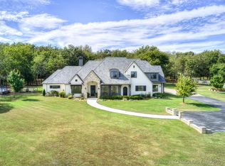 18038 S 27th East Ave, Mounds, OK 74047