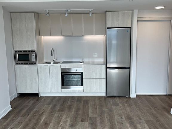 5th image of 1 Jarvis St #1108