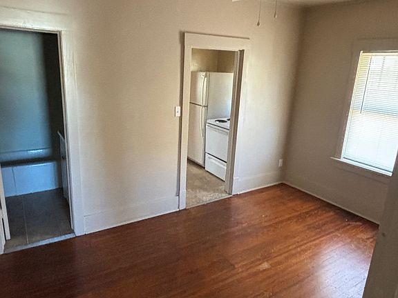 4th image of 214 E 7th Ave APT 3