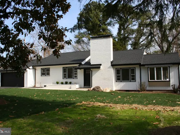 105 Calvert Towne Rd, Prince Frederick, MD 20678