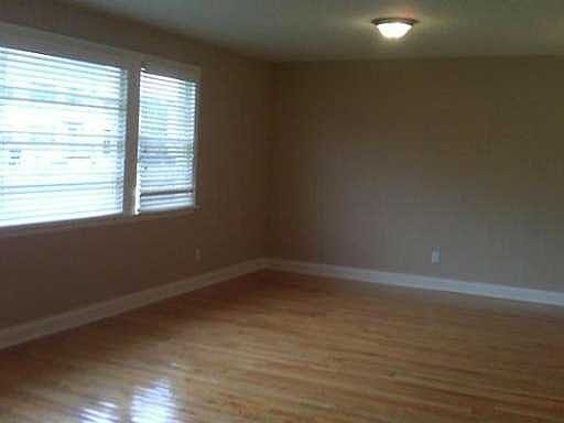 3rd image of 3625 Nashville Ave