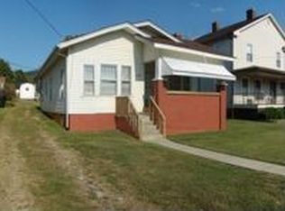 537 Broadway St, Irvine, KY 40336