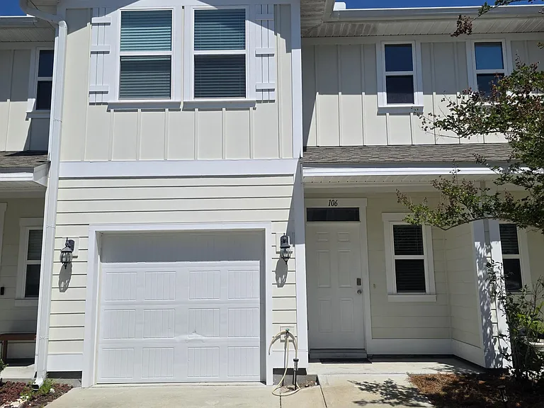 106 Cascade Fls — Photo 1