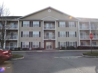 81 Liddle Ave, Edison, NJ 08837