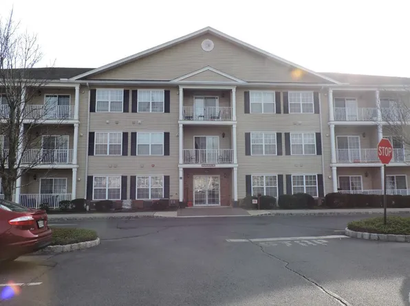 81 Liddle Ave, Edison, NJ 08837