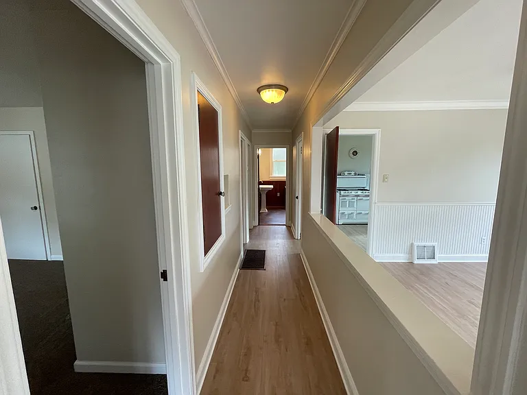 410 Carmel Ave — Photo 6