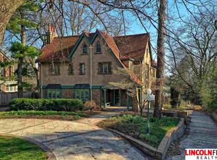 2829 Van Dorn St, Lincoln, NE 68502