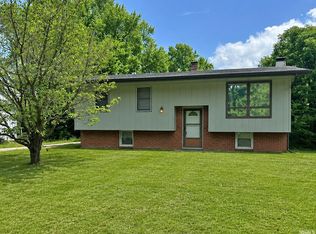 3332 N Windcrest Dr, Bloomington, IN 47404