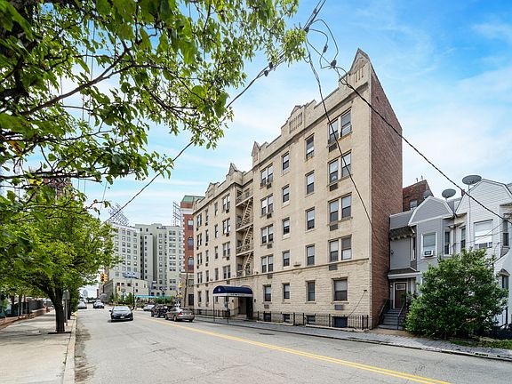 2nd image of 151-153 Sip Ave #35